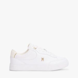 ESSENTIAL CHIC COURT SNEAKER