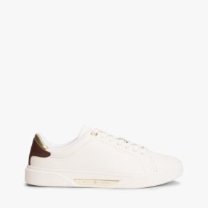 ESSENTIAL CHIC COURT SNEAKER